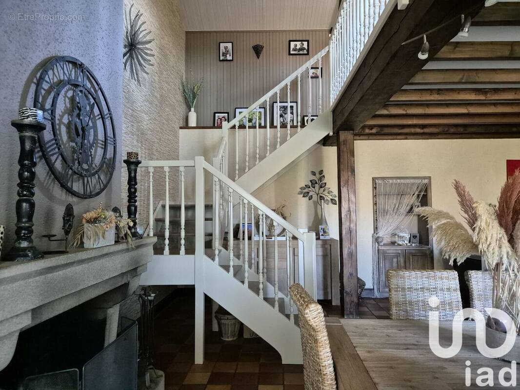 Photo 1 - Maison à MONCOUTANT