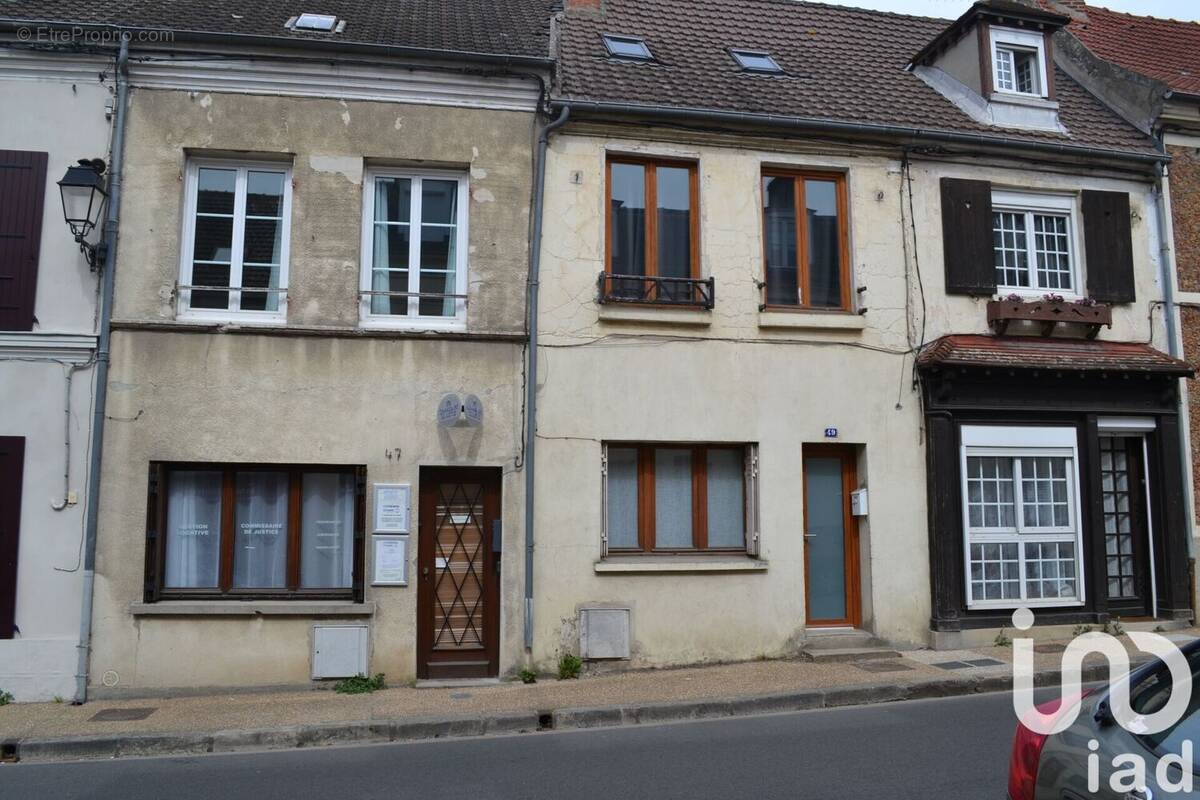 Photo 1 - Maison à MARINES
