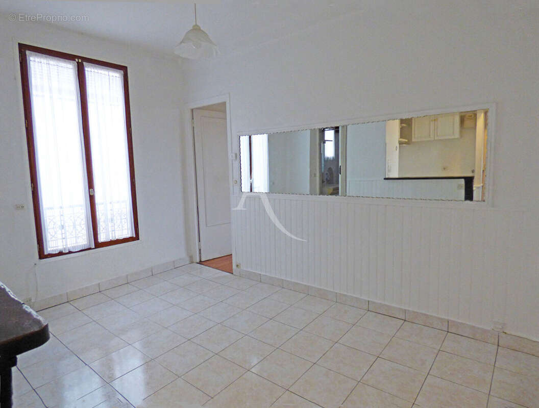 Appartement à NEUILLY-PLAISANCE