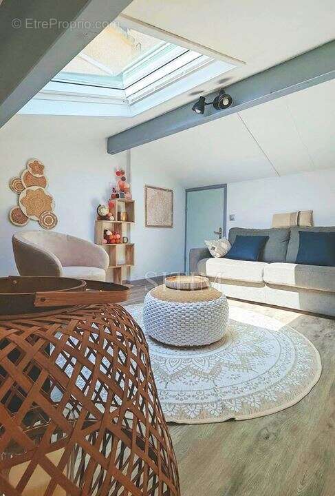 Appartement à LES ISSAMBRES