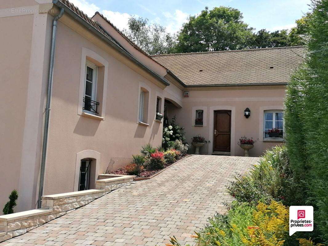 Maison à MAGNY-EN-VEXIN