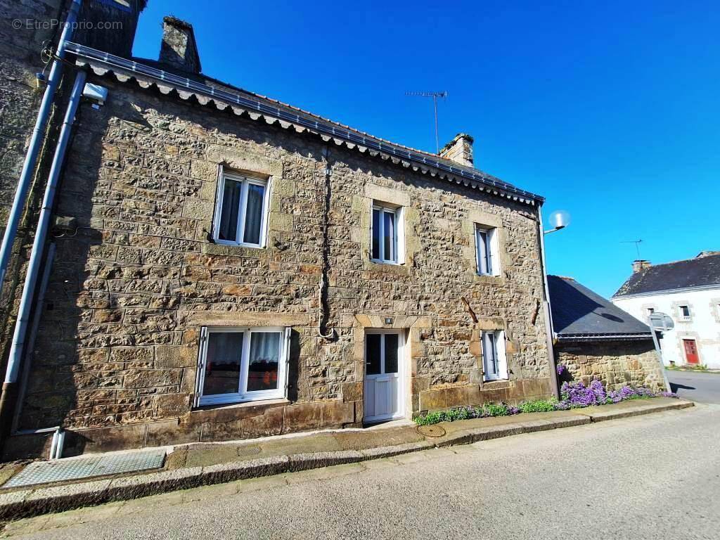 Maison à GUEMENE-SUR-SCORFF