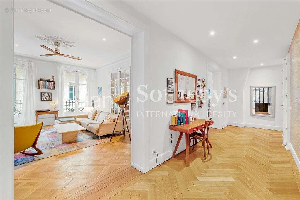 Appartement à EVIAN-LES-BAINS