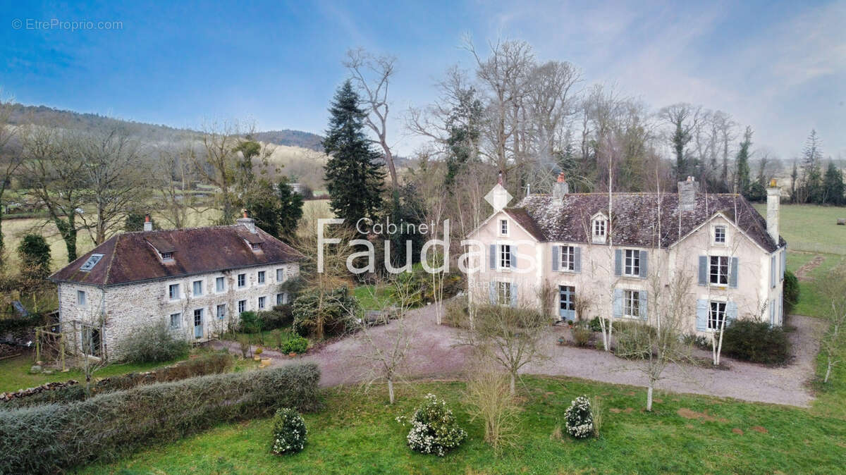 Maison à THURY-HARCOURT