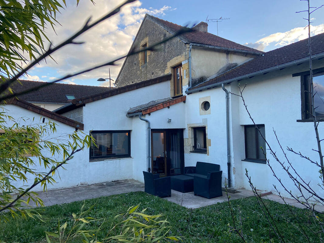 Maison à MARZY