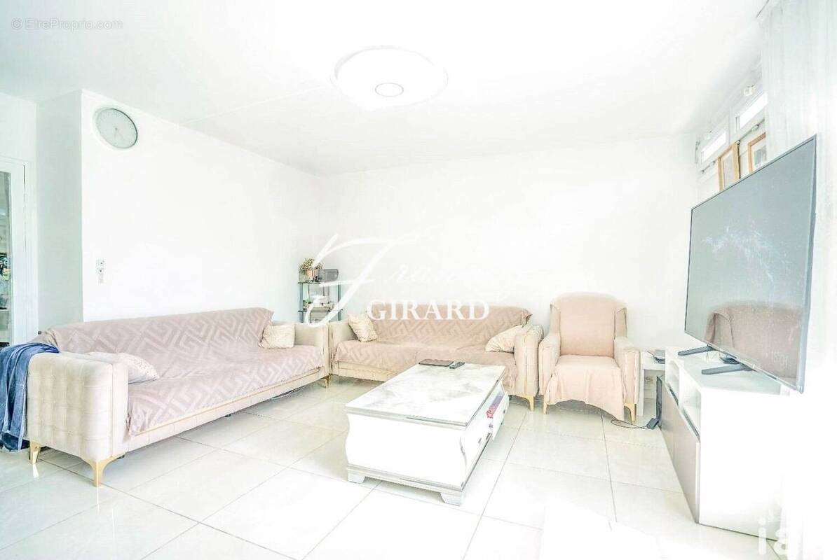 Photo 1 - Appartement à SARCELLES