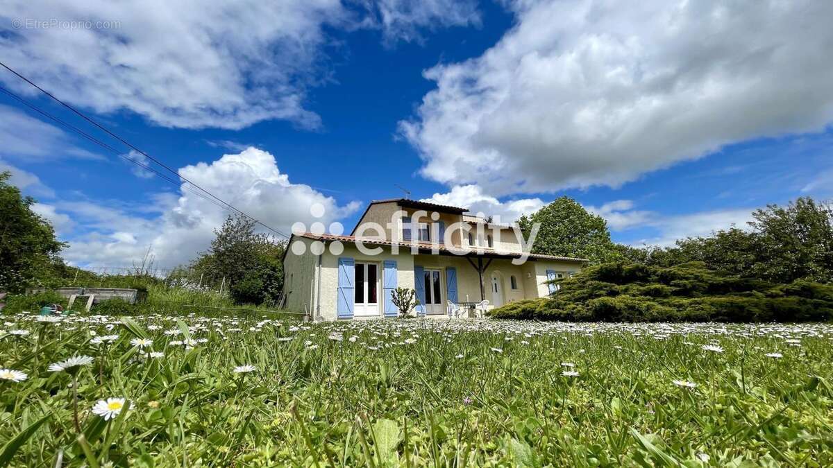 Maison à CIVRAY
