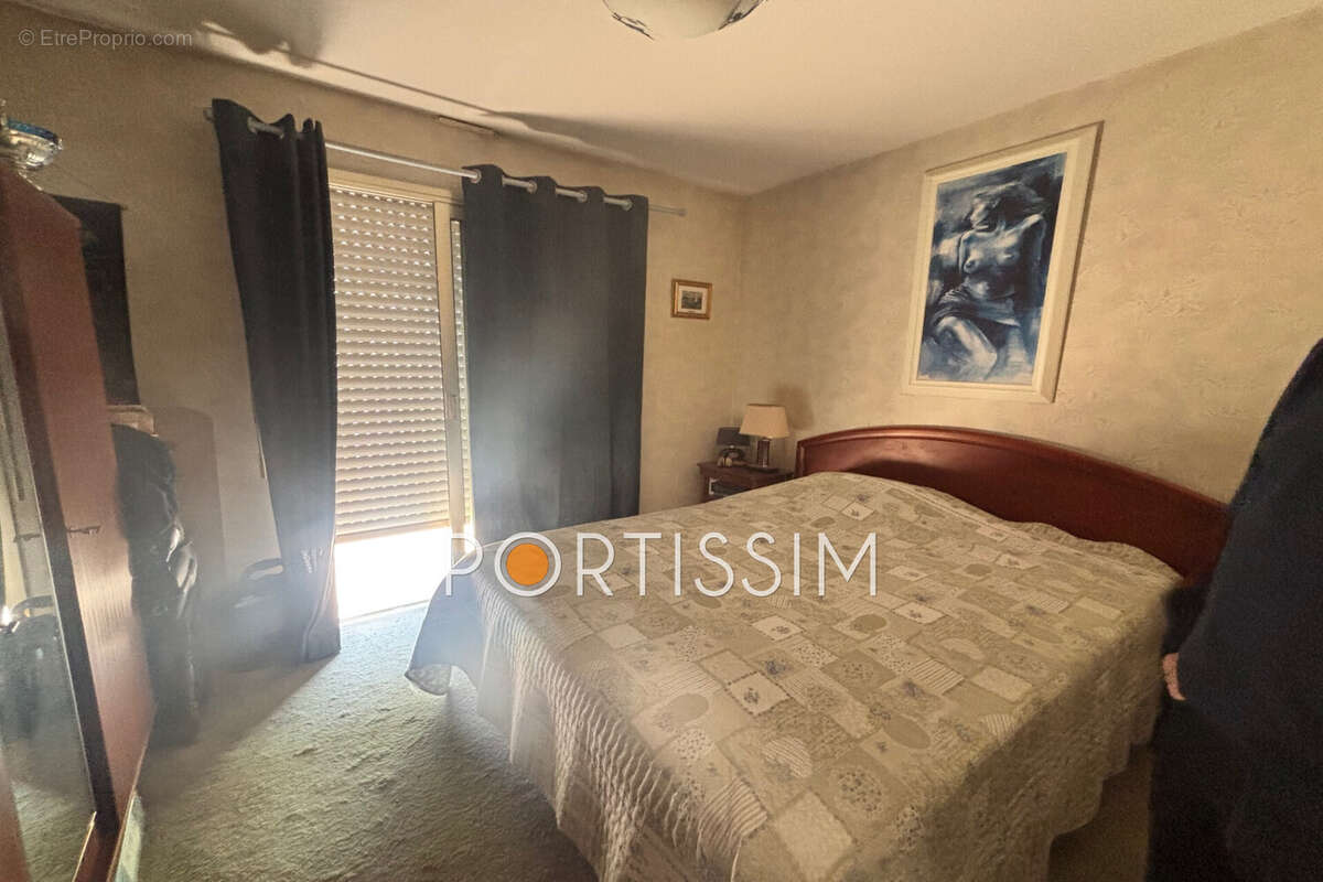 Appartement à SAINT-LAURENT-DU-VAR