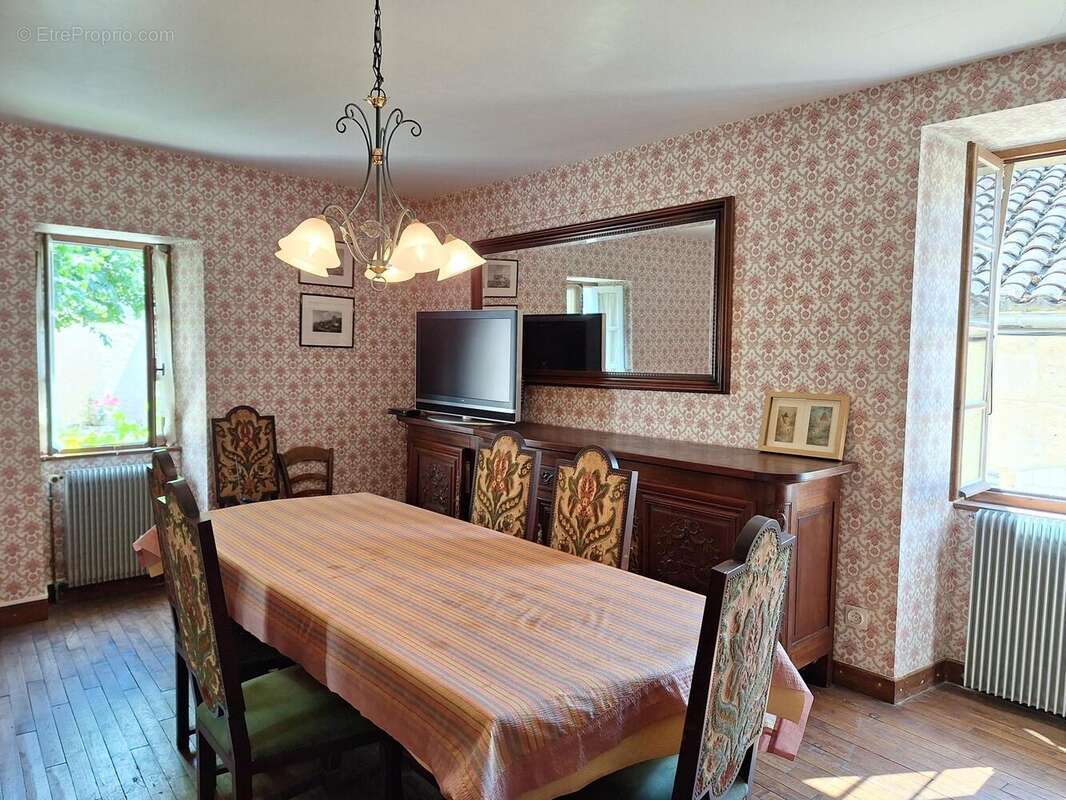 Photo 5 - Maison à THEDIRAC