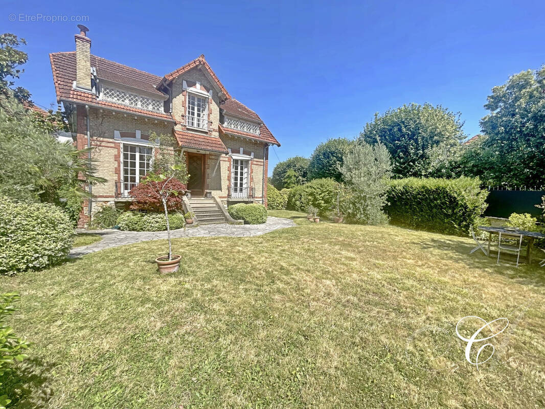 Maison à ROCQUENCOURT