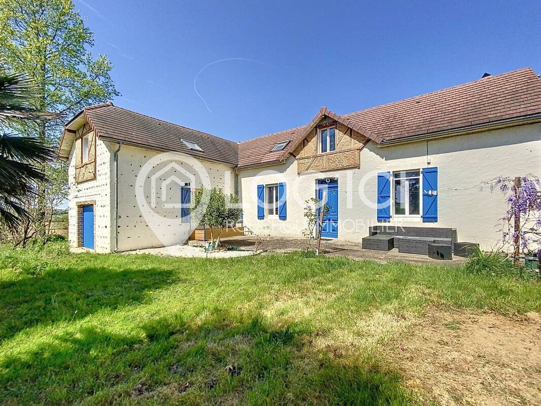 Maison à VIC-EN-BIGORRE