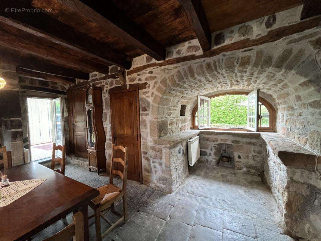 Maison à CUREMONTE