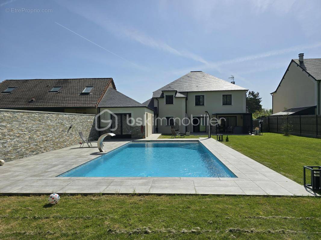 Maison à SAINT-MARTIN-LE-NOEUD