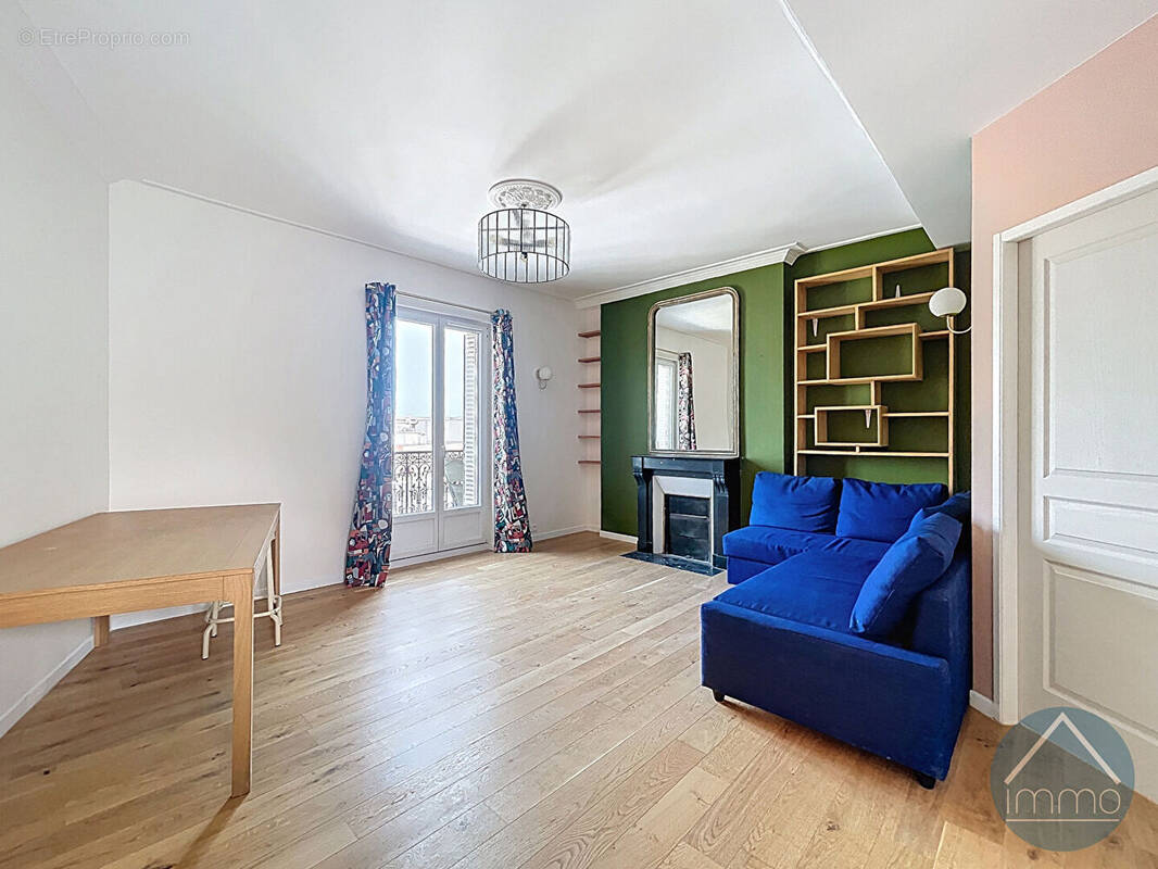 Appartement à ASNIERES-SUR-SEINE