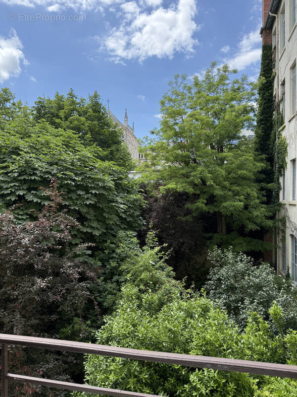 Appartement à LYON-1E