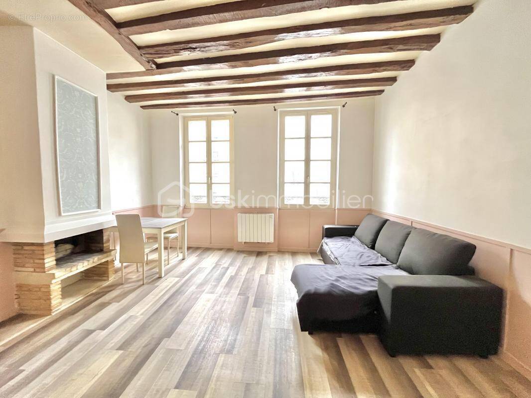 Appartement à MEULAN