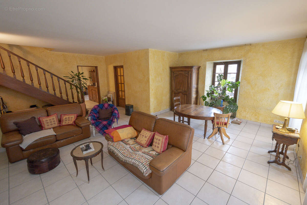 Appartement à MOUTIERS