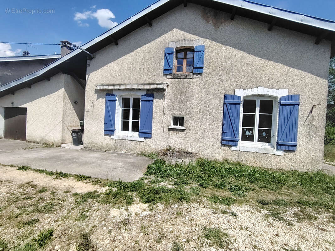 Maison à BONZEE