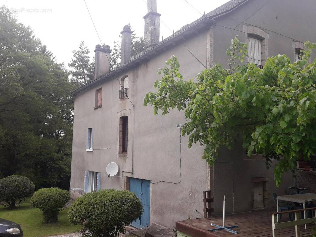 Photo 1 - Maison à SAINT-PRIVAT