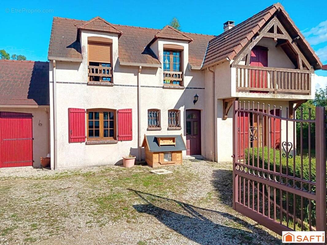 Photo 1 - Maison à JOIGNY