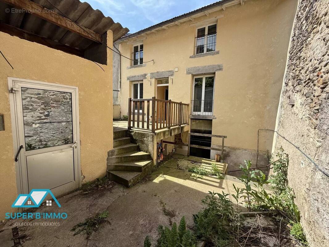 Maison à BLESLE