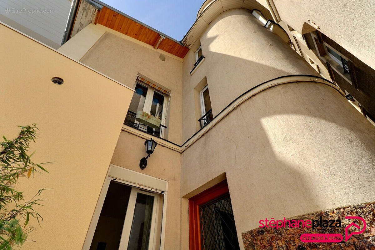 Maison à MAISONS-LAFFITTE