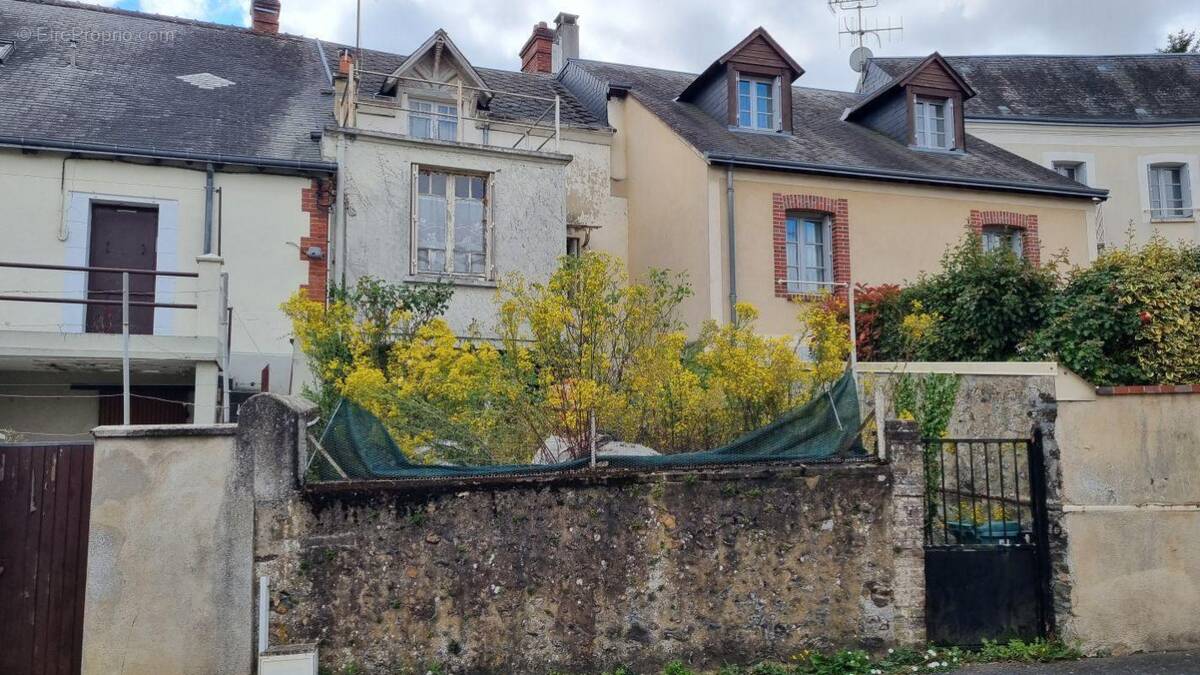 Maison à MONDOUBLEAU