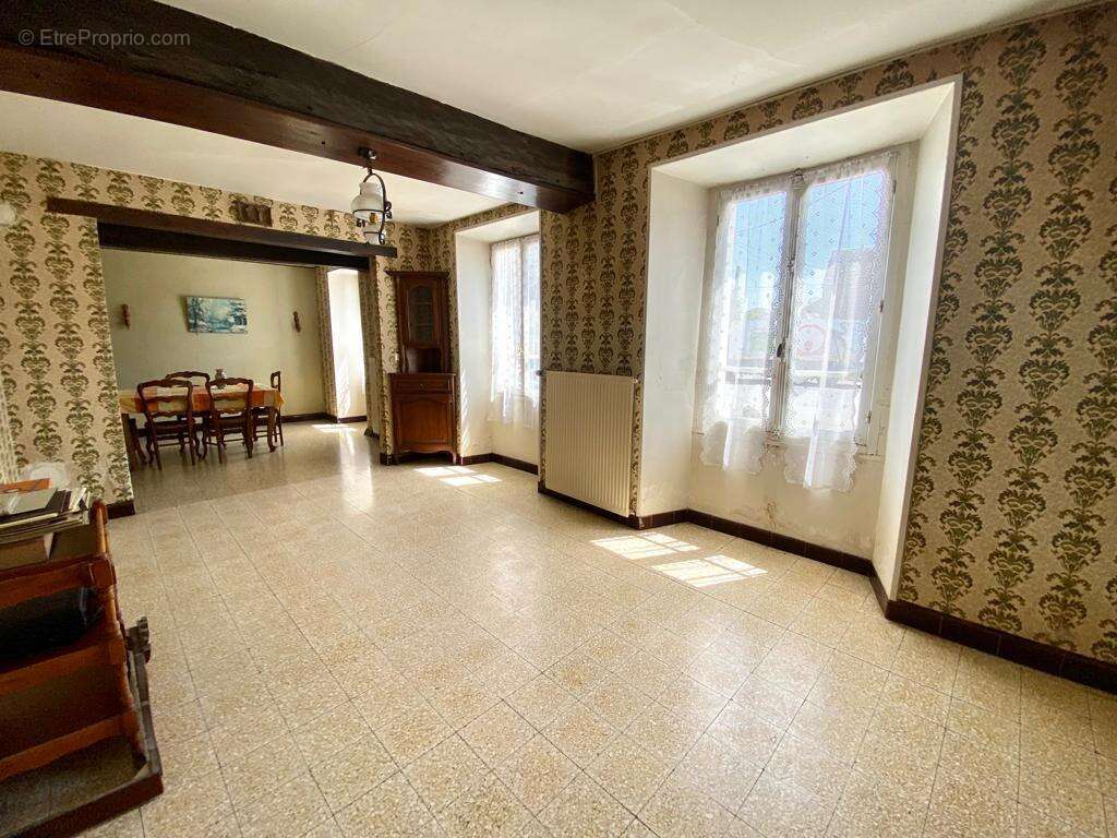Maison à ANGERVILLE