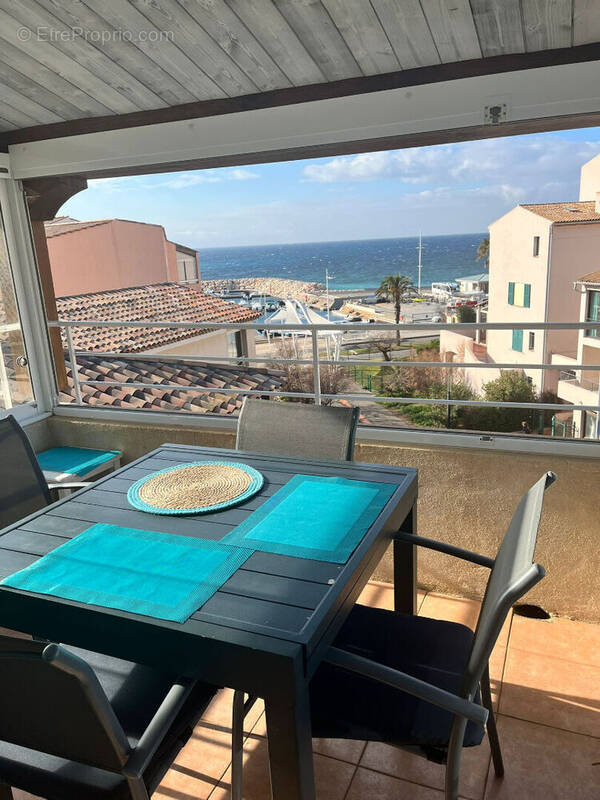 Appartement à SIX-FOURS-LES-PLAGES