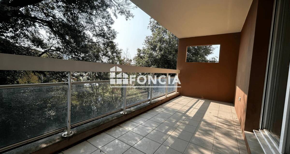 Appartement à MARSEILLE-12E