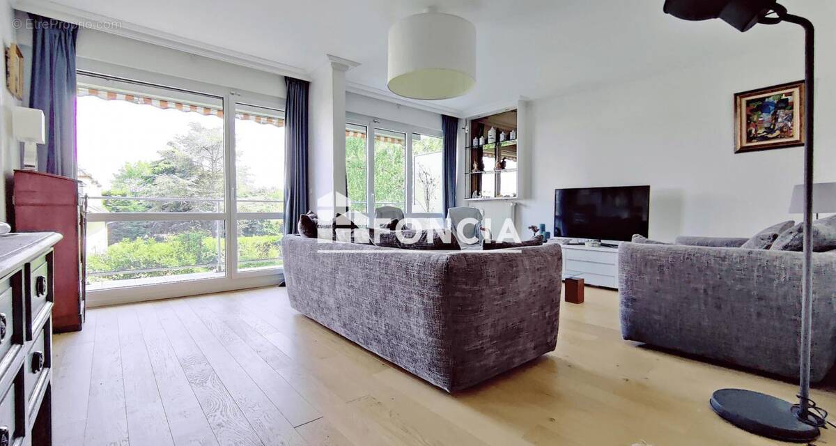 Appartement à LOUVECIENNES
