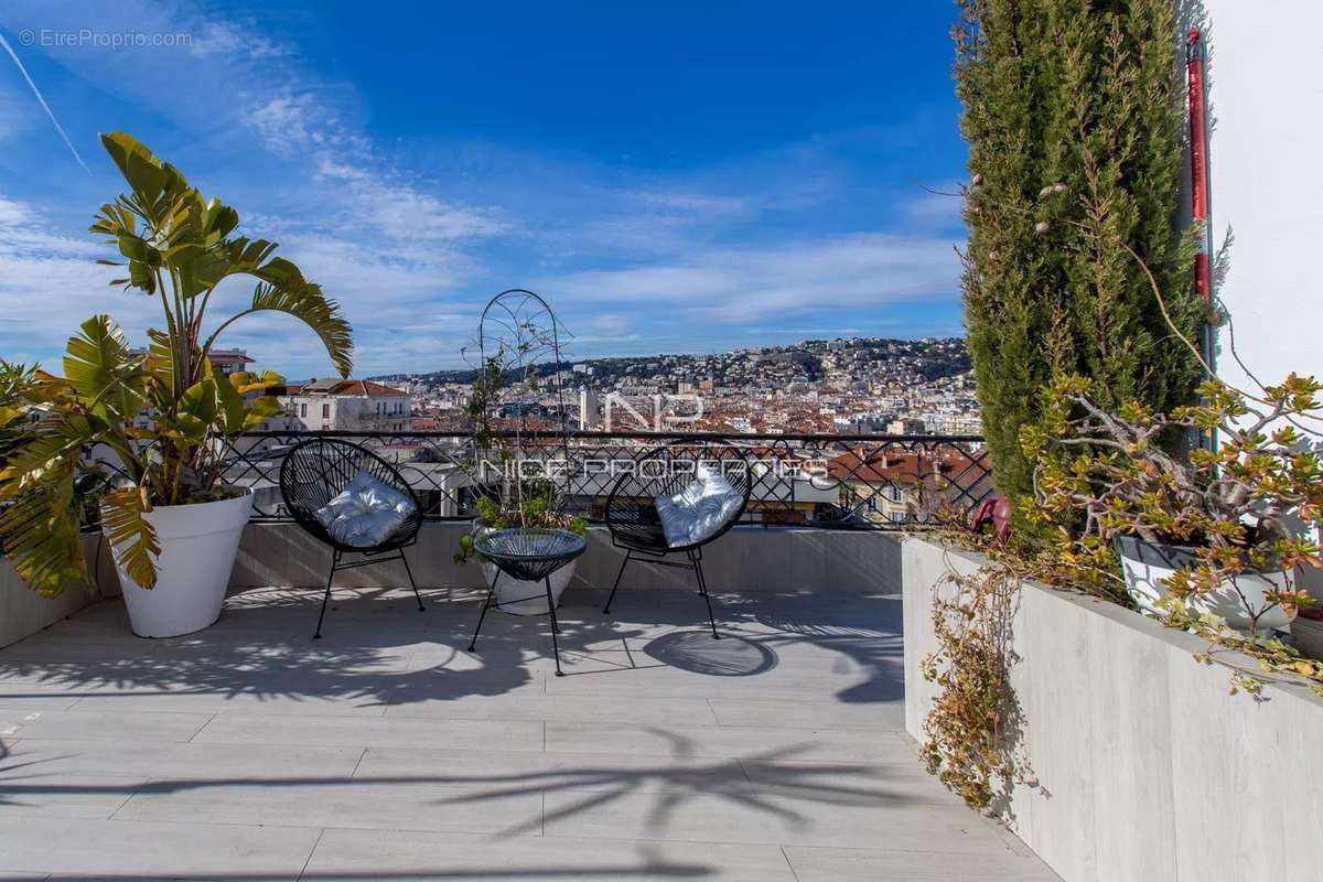 Appartement à NICE