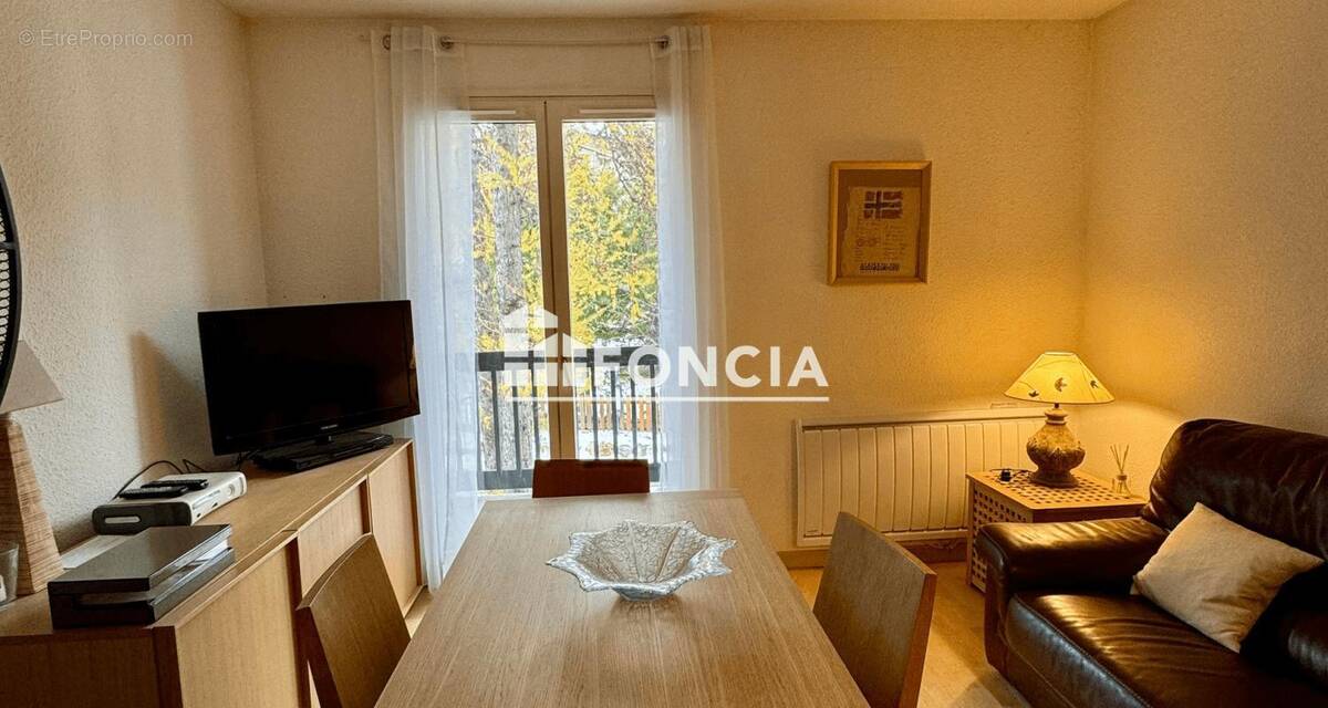 Appartement à SAINT-ETIENNE-DE-TINEE