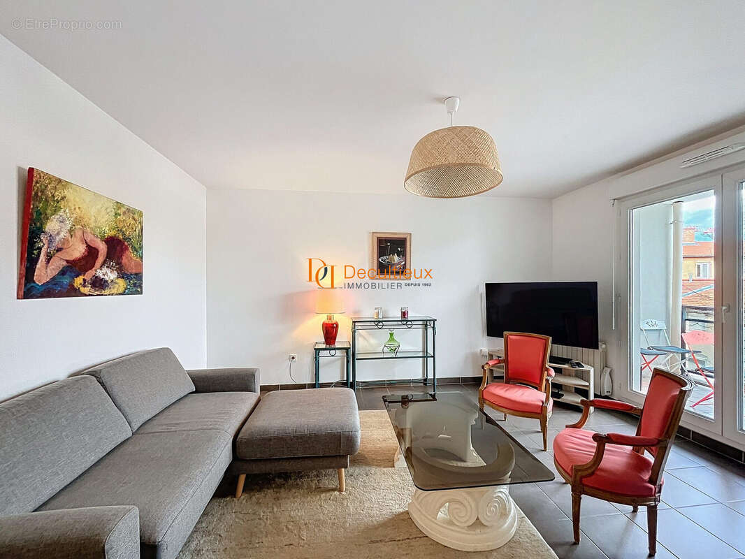 Appartement à CRAPONNE