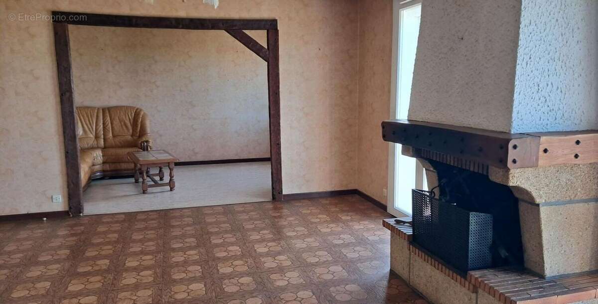 Maison à DOIX