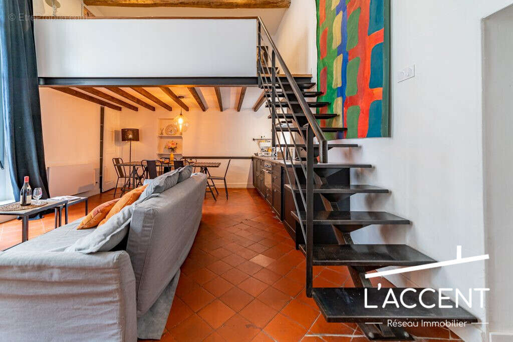 Appartement à NIMES