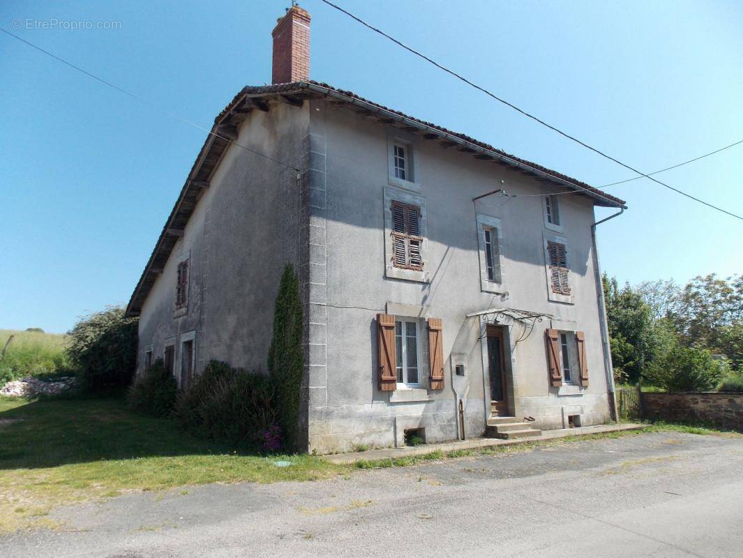 Maison à VAYRES