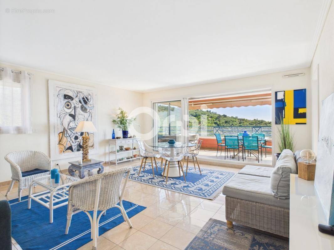 Appartement à MANDELIEU-LA-NAPOULE