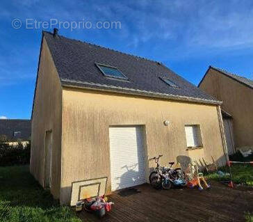 Maison à PLOUEDERN