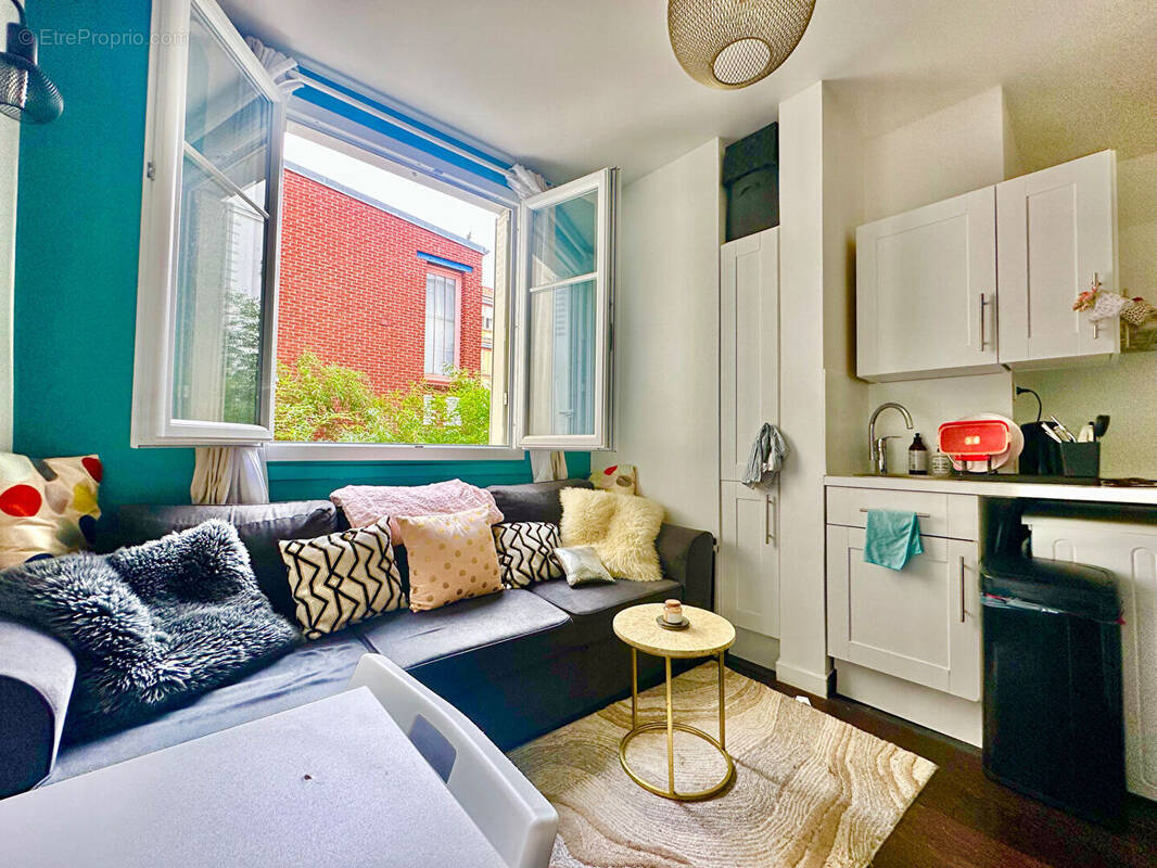 Appartement à PARIS-11E