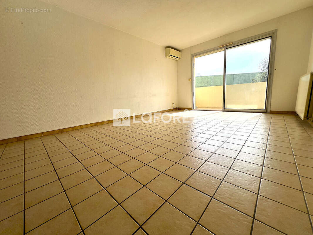 Appartement à LATTES