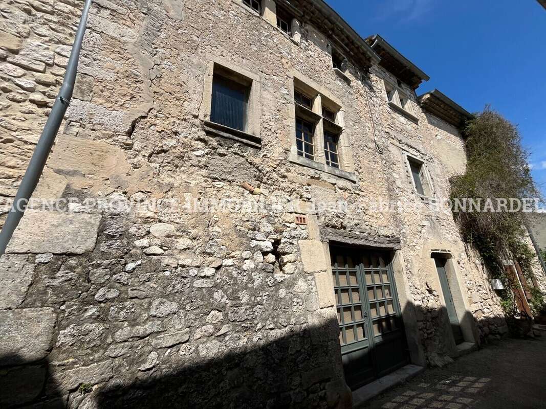 Maison à TAULIGNAN