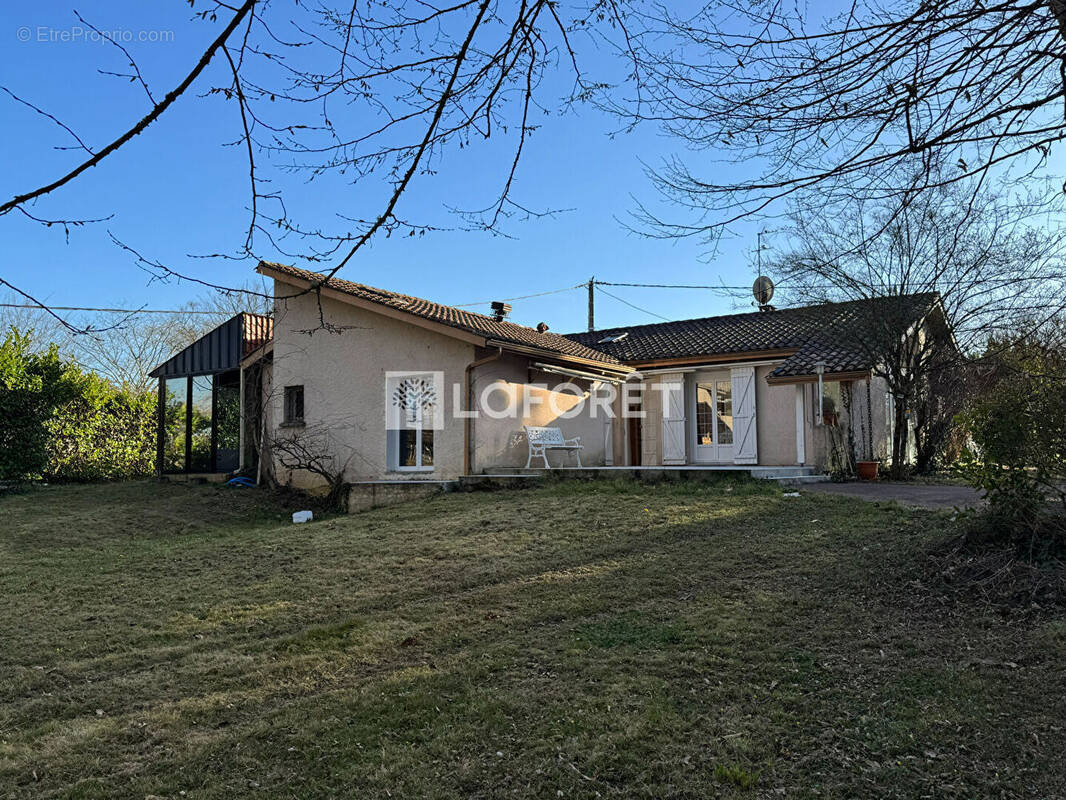 Maison à SADIRAC