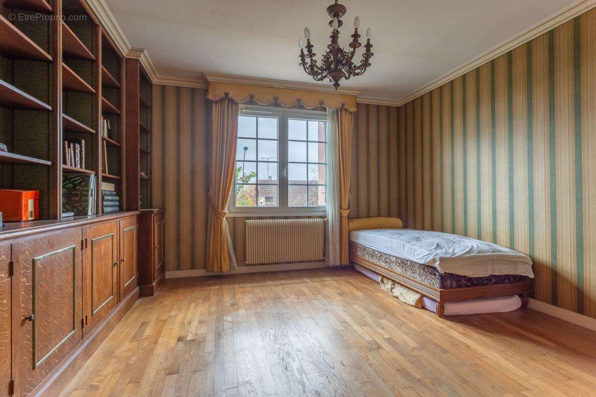 Maison à CROSNE