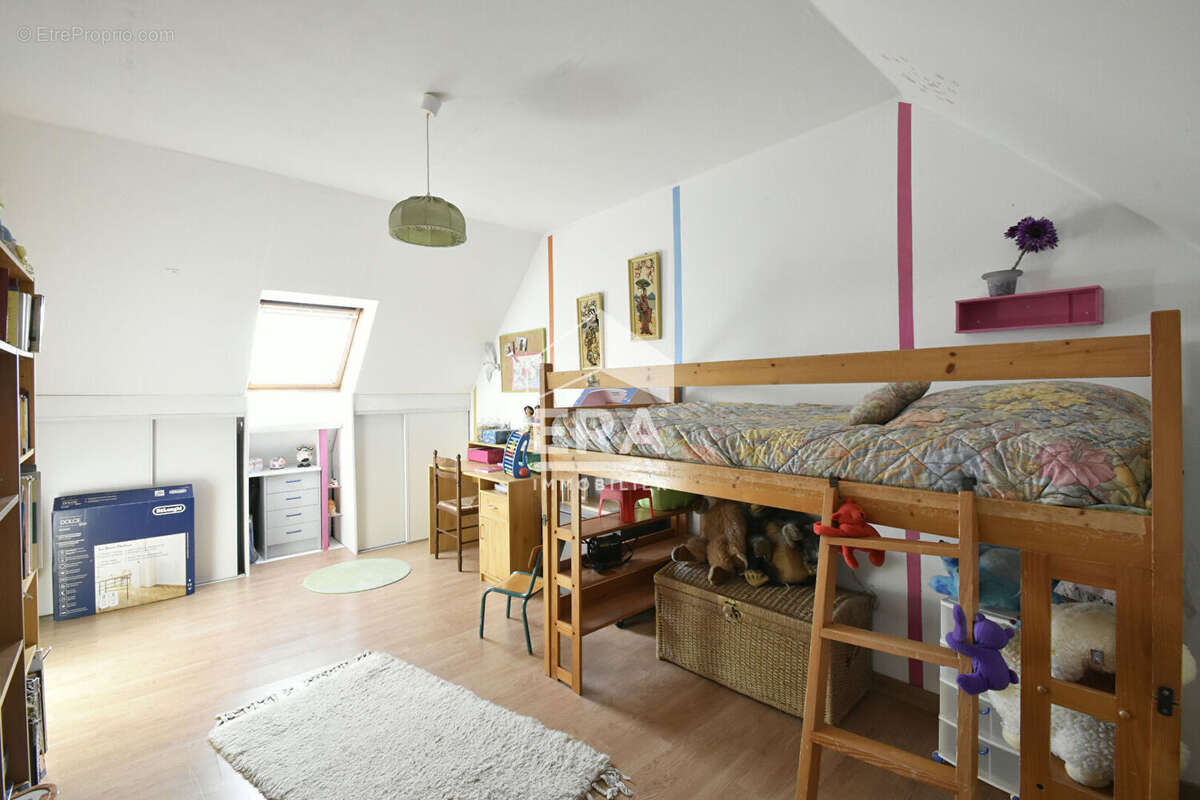 Maison à VILLIERS-SAINT-FREDERIC