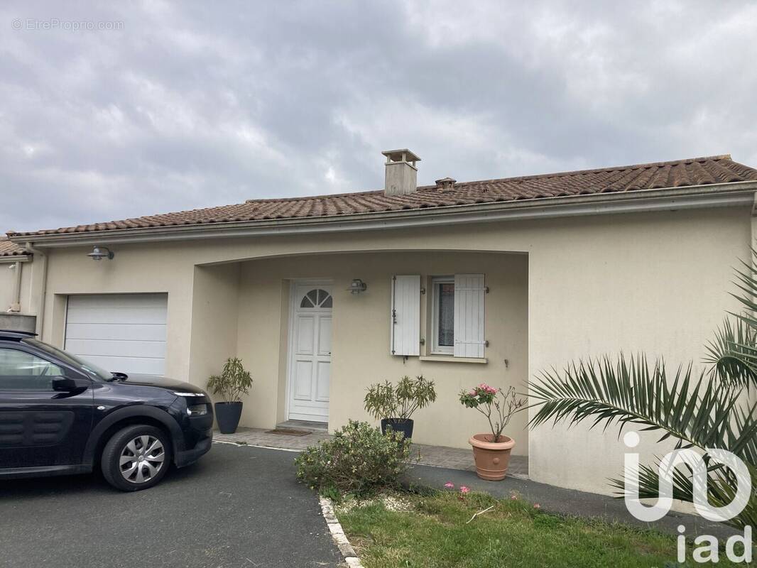 Photo 1 - Maison à AIGREFEUILLE-D&#039;AUNIS