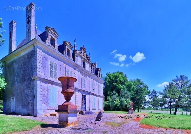 Maison à FOUSSAIS-PAYRE