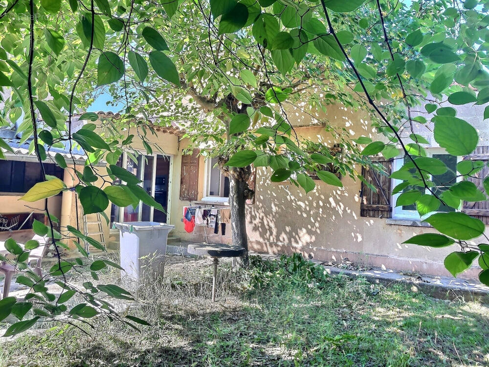 Maison à LE LUC