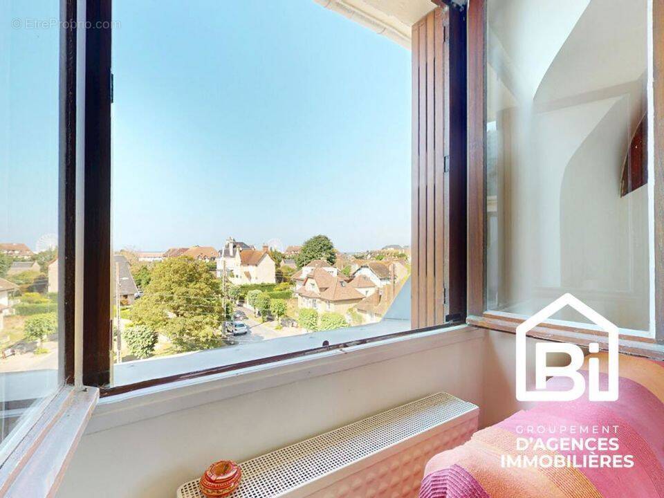 Appartement à OUISTREHAM