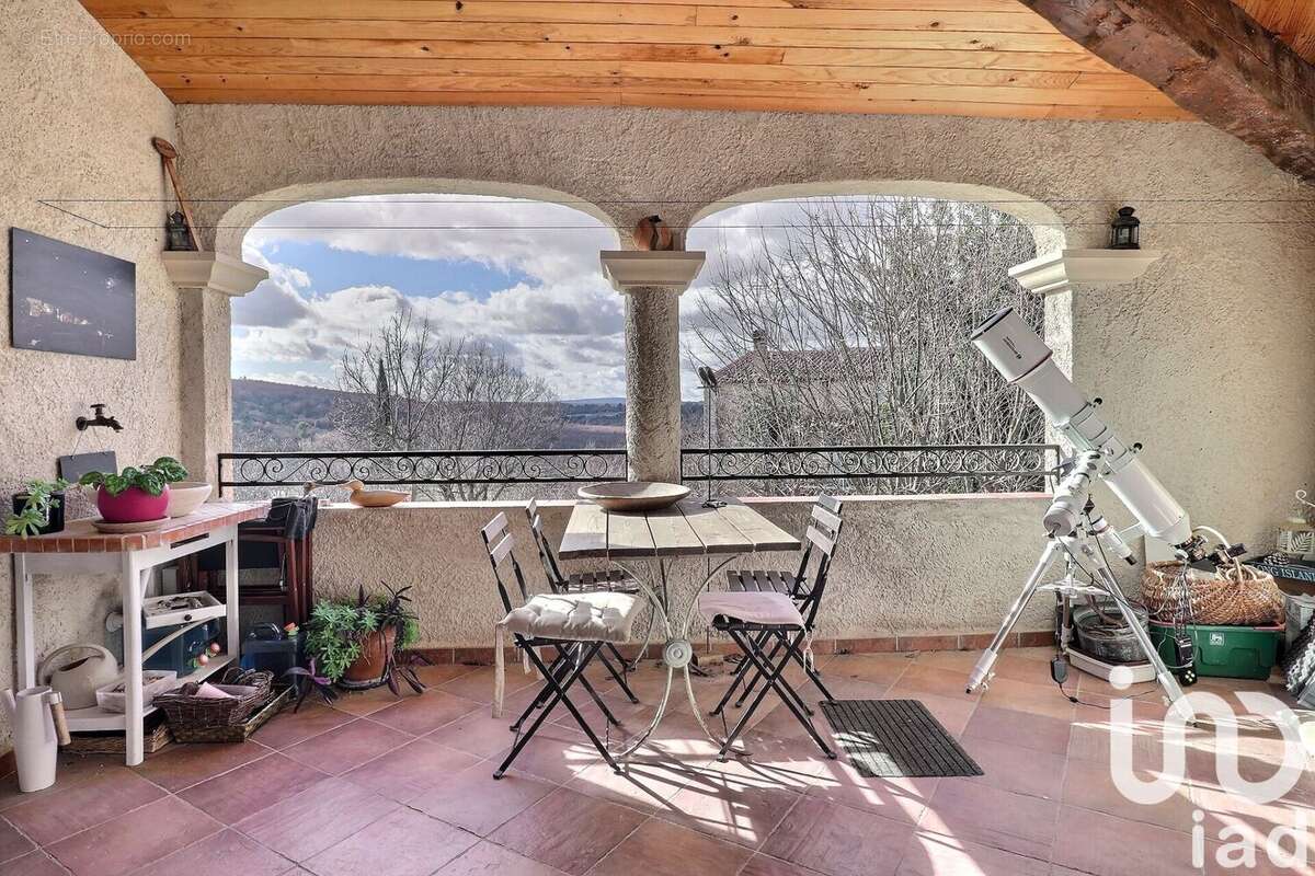 Photo 2 - Maison à ARTIGNOSC-SUR-VERDON